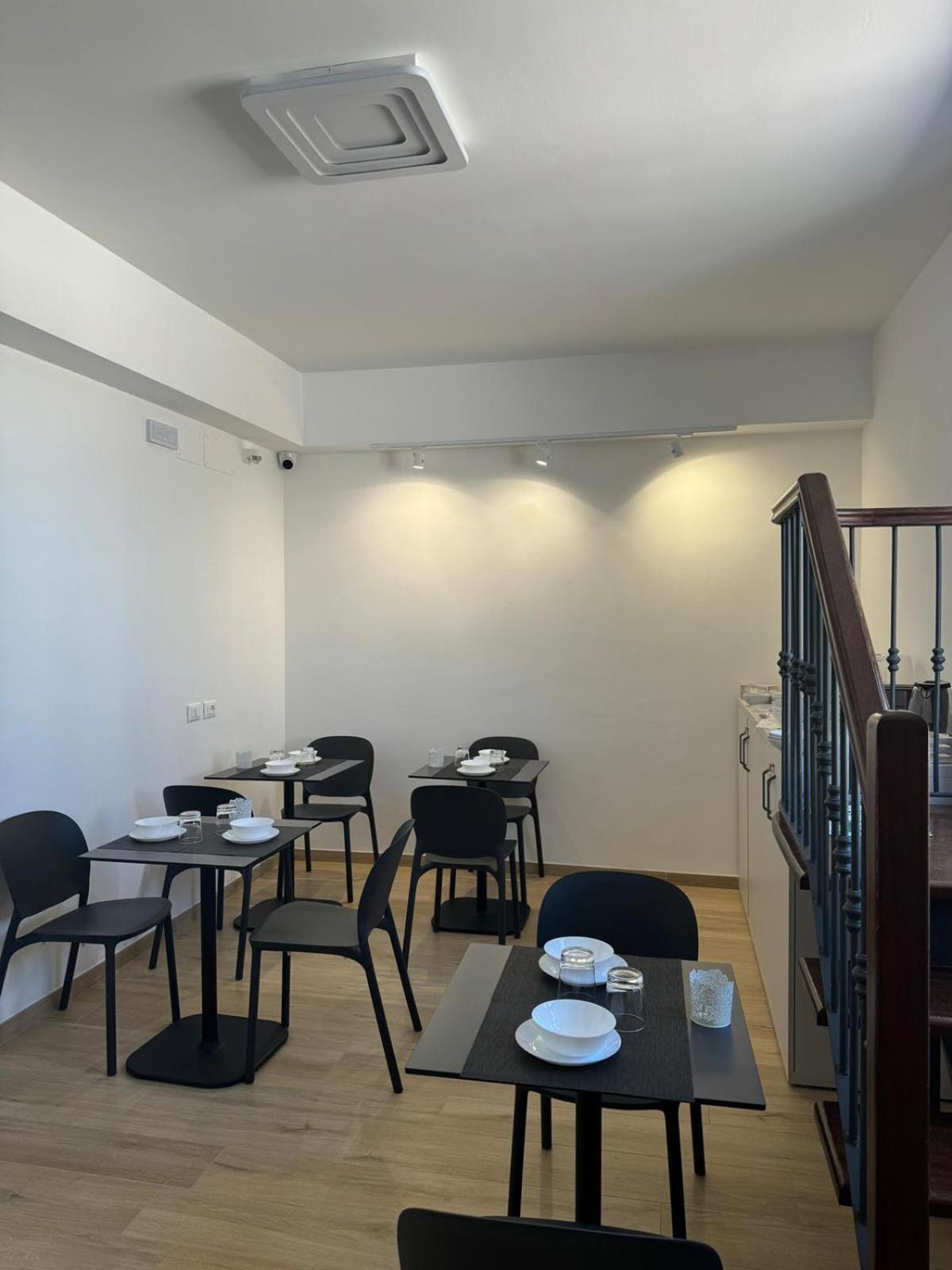 Guest House Al Porto Civitavecchia Exterior foto