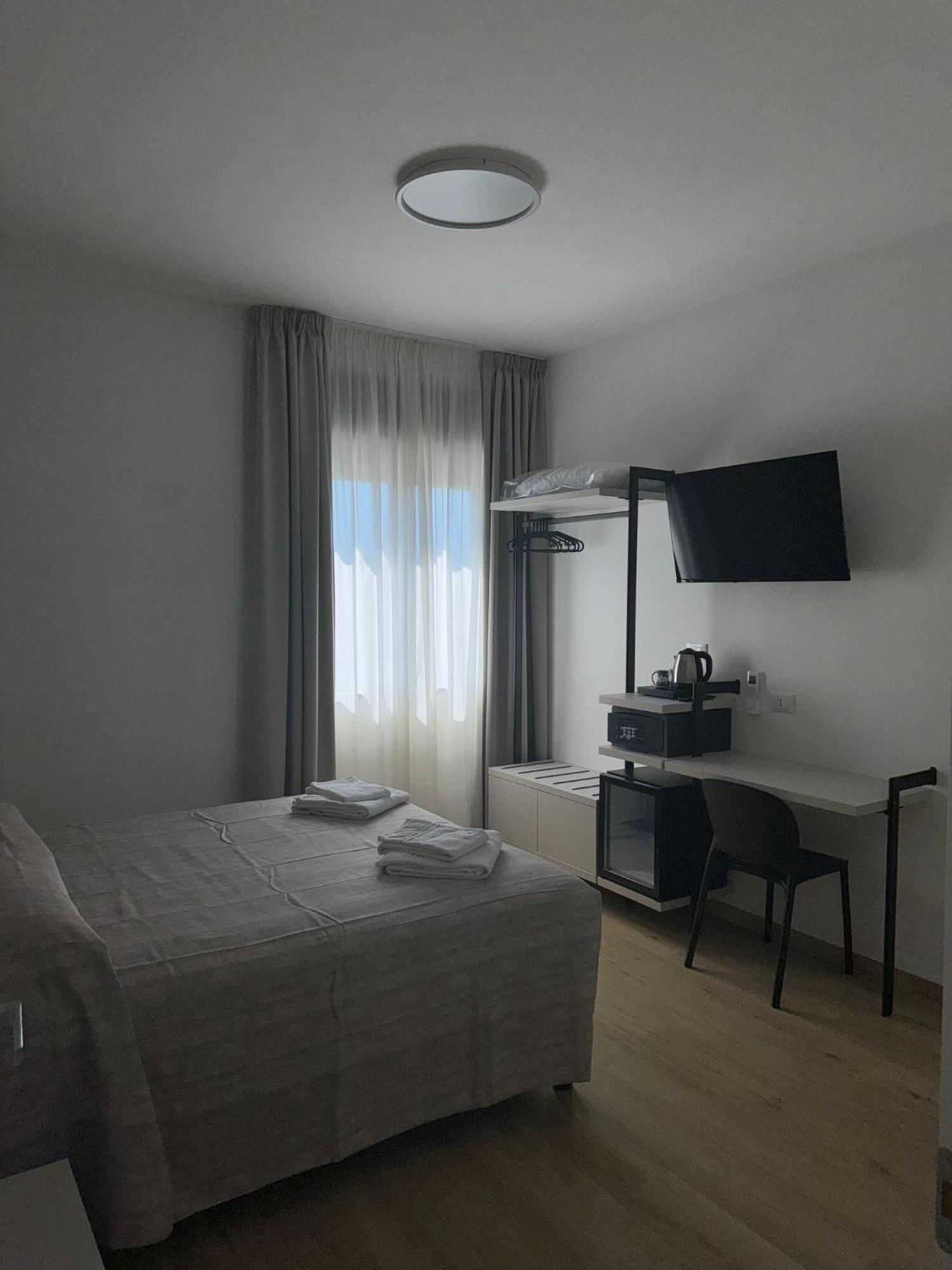 Guest House Al Porto Civitavecchia Exterior foto